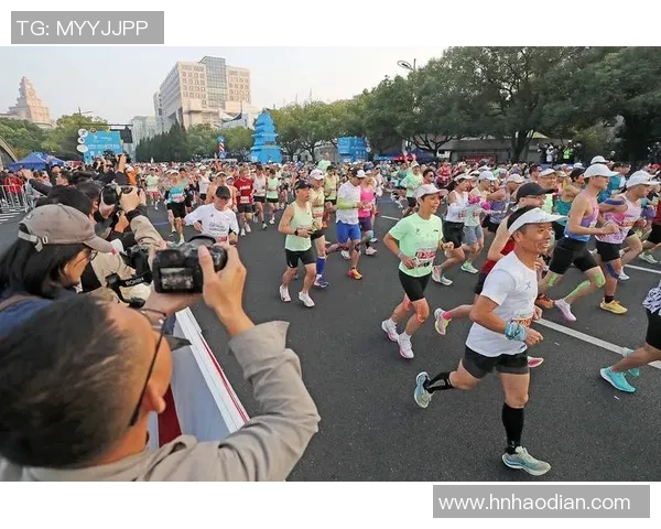 杭州城市马拉松点评：极限运动队战术表现与赛事策略分析