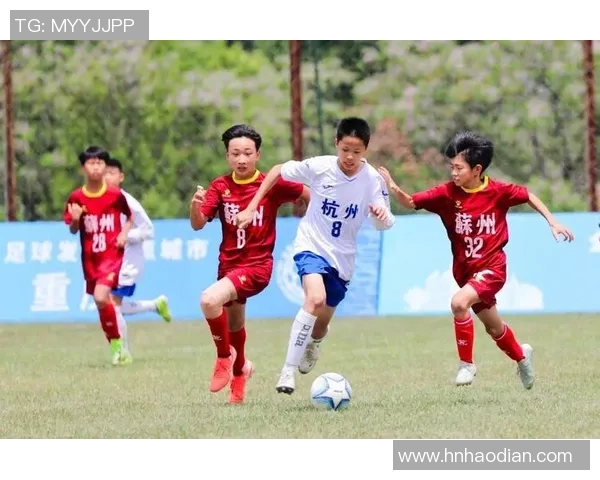 杭州足球队反击战术解析与未来发展展望